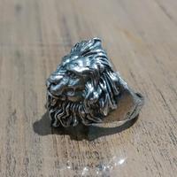 Anello regolabile gotico con leone punk 🦁