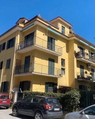 Cava de' Tirreni - Ultimo piano con Terrazzo