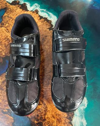 scarpe da ciclismo su strada Shimano SH-R065