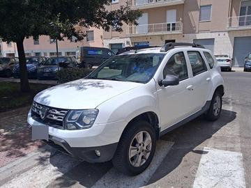 DACIA DUSTER LAUREATE 110CV - GOMME NUOVE dist ok