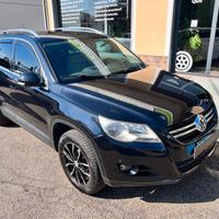 Volkswagen Tiguan 2.0 16V TDI DPF tiptronic Sport 
