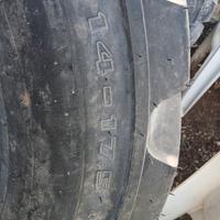 Gomme per escavatore o trattore