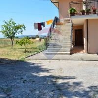 Casa Semindipendente - Reino