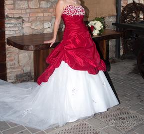 Abito da sposa bicolore (da ricostituire)