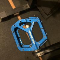 Pedali bici race face flat