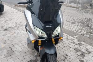 Honda Forza 750 - 2021