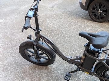 bicicletta elettrica pieghevole 