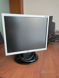 Monitor 17” LG