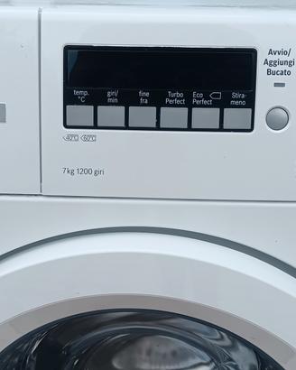 Lavatrice Bosch 7kg 1200giri. 