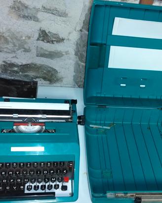 Macchina per scrivere Olivetti studio 45
