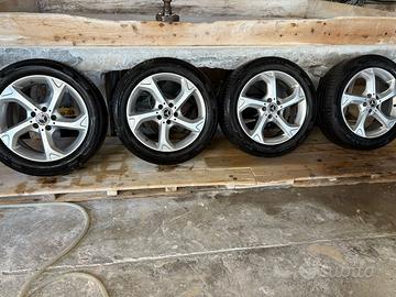 Cerchi da 18 completi di gomme per gla