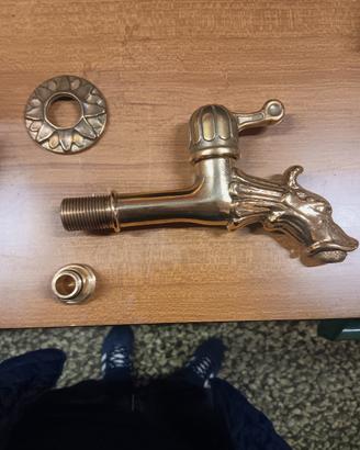 rubinetto per fontana