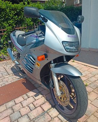 SUZUKI RF 600 R