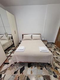 camera da letto completa