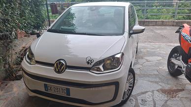 VOLKSWAGEN up - 2022