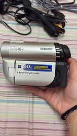 Videocamera Sony Handycam DCR-DVD110
