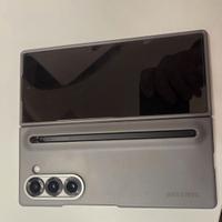 Samsung Fold Z6