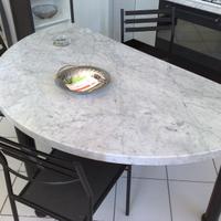 tavolo marmo Carrara semicerchio