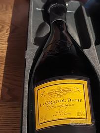 Champagne LA GRANDE DAME