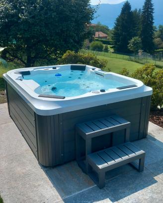 Mini piscina vasca idromassaggio da esterno