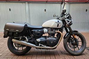 TRIUMPH STREET TWIN 900 ABS