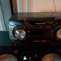 stereo con altoparlanti 