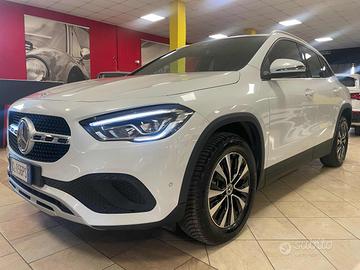 MERCEDES-BENZ GLA 250 e hybrid EQ Premium LED/NA