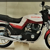 Suzuki gs 450 pezzi di ricambio