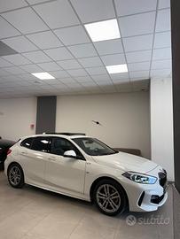 Bmw 116 116d 5p. Msport