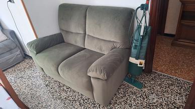 Divano 2/3 posti