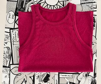 Canottiera fuxia brillante scollo all’americana