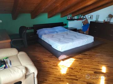 MANSARDA : CAMERA DA LETTO MATRIMONIALE