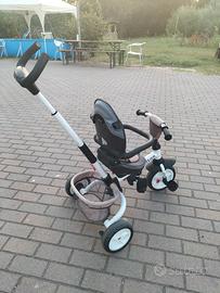 triciclo con manubrio