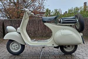 Vespa Piaggio VN2T 125 "faro basso"