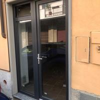 Locale commerciale comenduno di albino