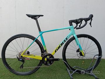 GIANT TCR ADVANCED 2 (KOM) PREORDINE 