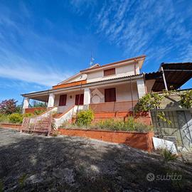 VILLA SINGOLA A SESSA AURUNCA