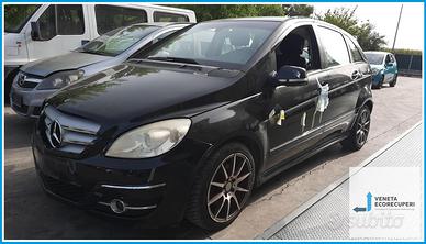 Ricambi Usati MERCEDES Classe B W245 2008
