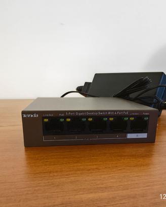 2x Tenda TEG1105P-4-63W