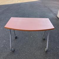 Scrivania con rotelle