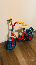 Bicicletta per bambini.