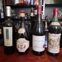 Bottiglie di vino da collezione