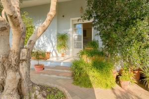 Splendida villa libera su 4 lati