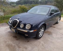 Jaguar S-Type 3.0 v6 anno 2000