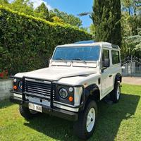 Defender 90 Targhe Milano  6 POSTI