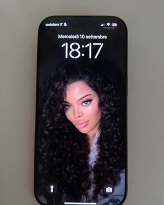 iPhone 16 pro 512 gb gold