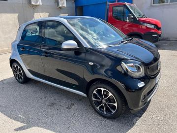 Smart forfour passion-1.0-71 cv -full -2016