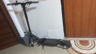 Monopattino Navee St3 Pro
