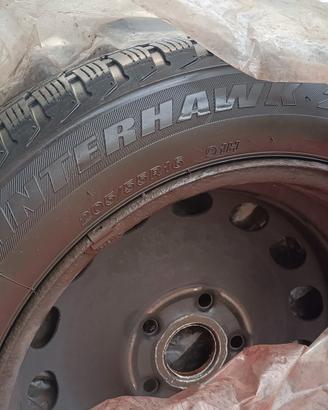 Set gomme cerchioni 205/55 R16