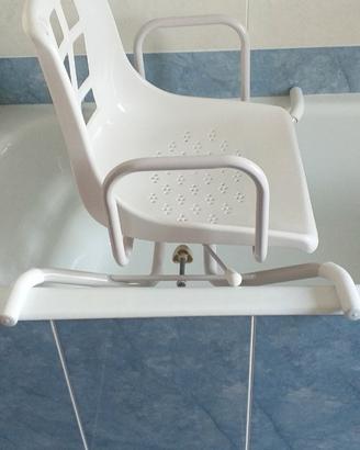 Sedia girevole per vasca